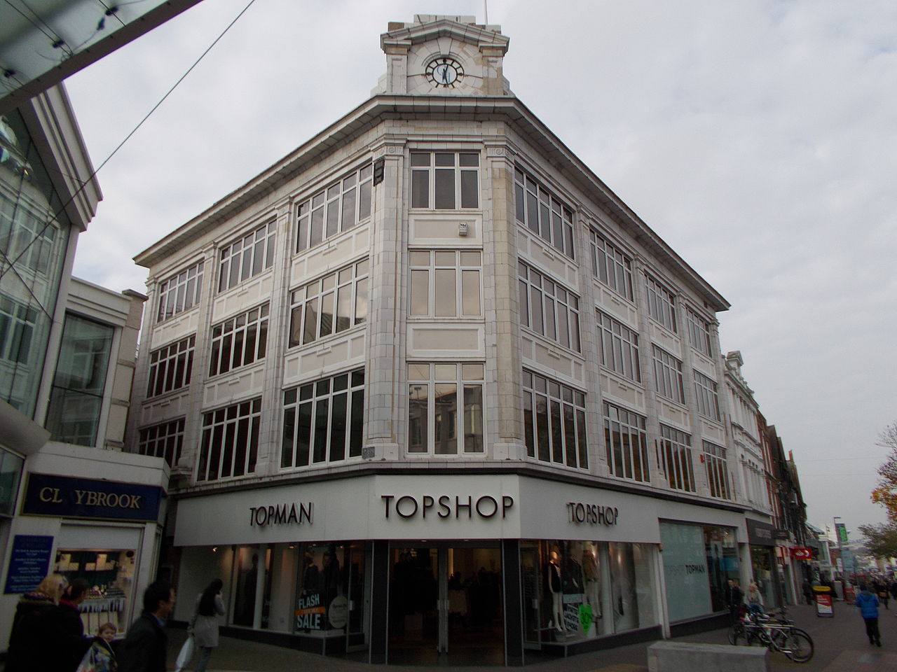 A-branch-of-Topshop-in-Sutton-High-Street